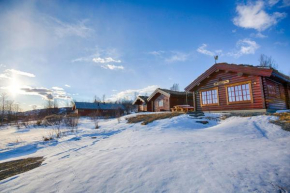 Perfectly Located Timber Cabin for 6-8 Guests